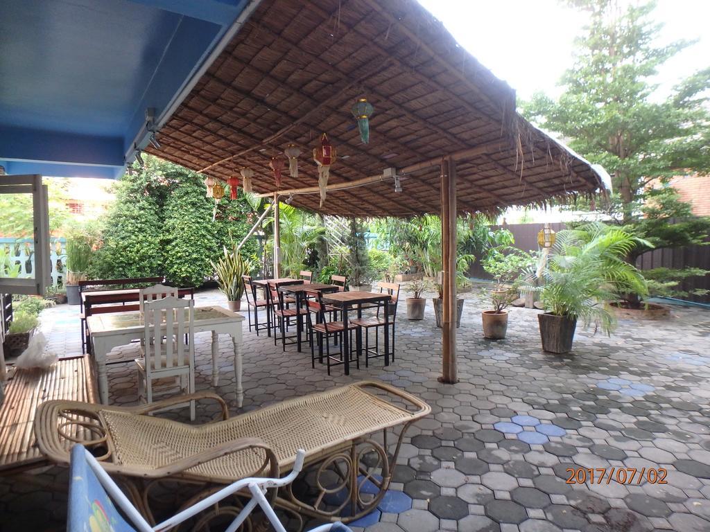 The Blue14 House Chiang Mai Lägenhet Exteriör bild